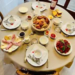 Bed & Breakfast Le Clos De L'ermitage 3*