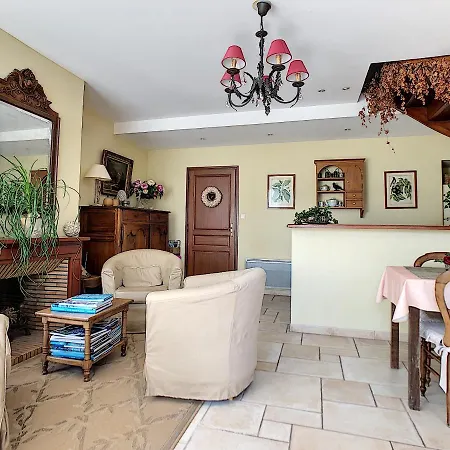 Le Clos De L'ermitage Bed & Breakfast